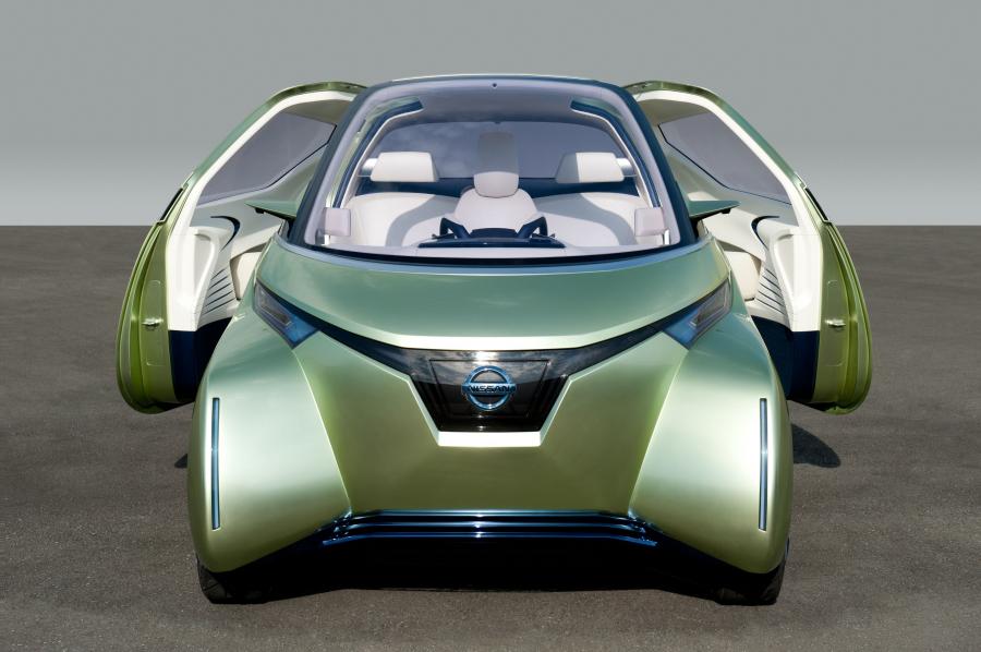  Nissan Pivo 3 Concept 2011 года  (фото 8 из 14)